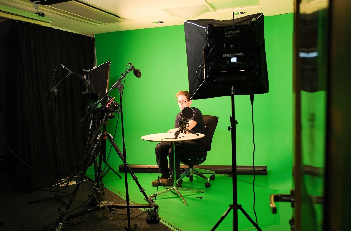 Finn on green screen